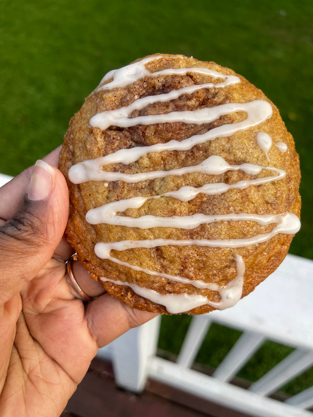 Cinnamon Roll Cookie